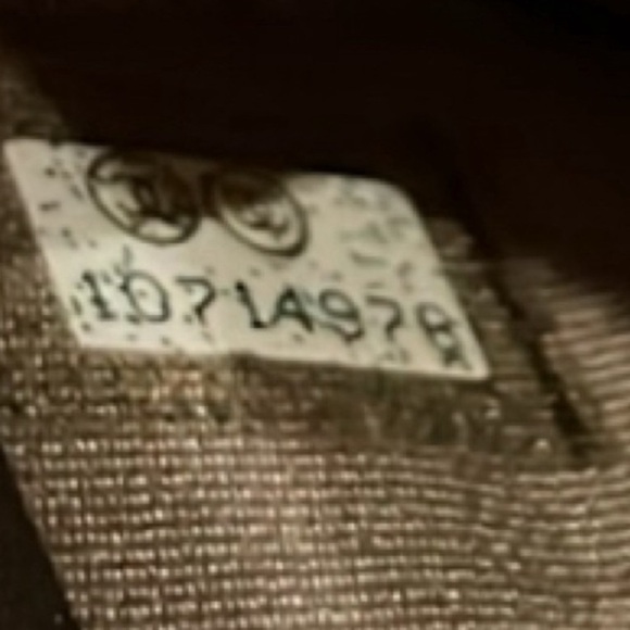 Chanel Women's Gold Wallet-purses - Picture 5 of 17